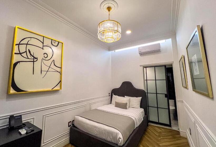 Номер Стандарт, Mansión E. Borbón