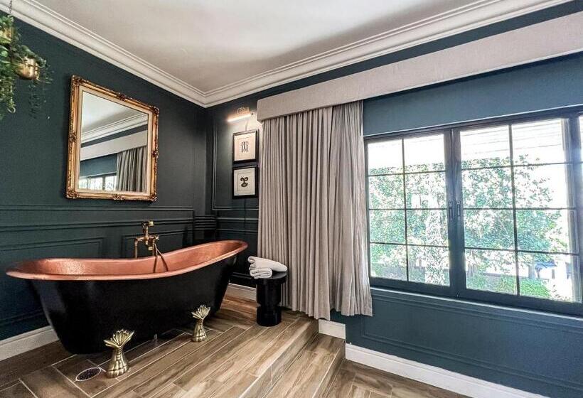 Номер Economy, Mansión E. Borbón