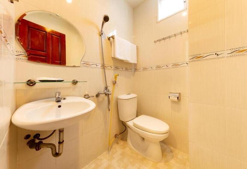 اتاق استاندارد سه نفره, Sika