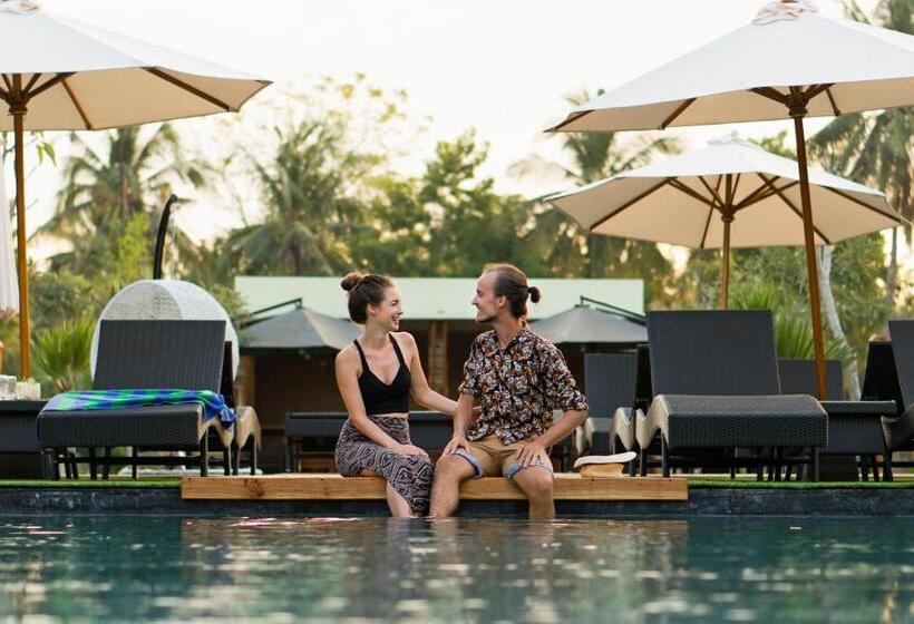 수영장 전망 방갈로, Wah Resort Gili Trawangan