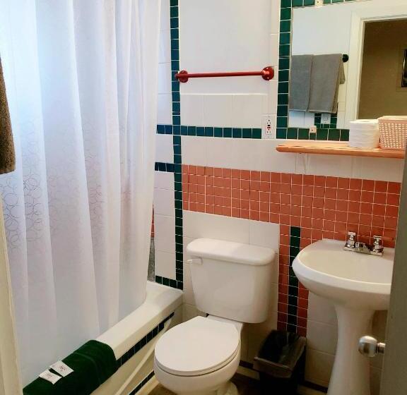 סוויטה, Vista Motel