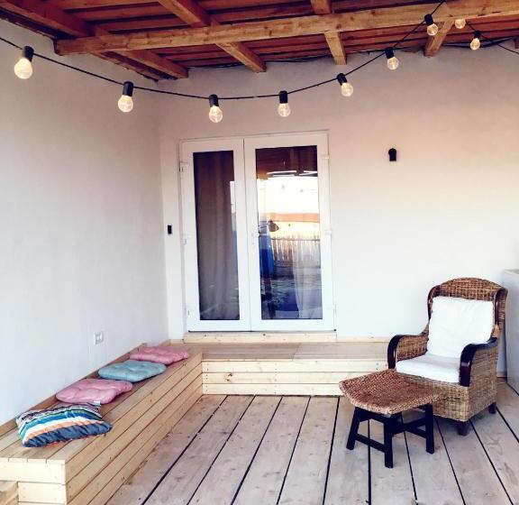 스탠다드 룸, The Pines   Experiment Favelas