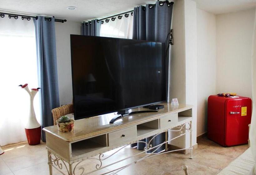 デラックススイート, Boutique La Rioja