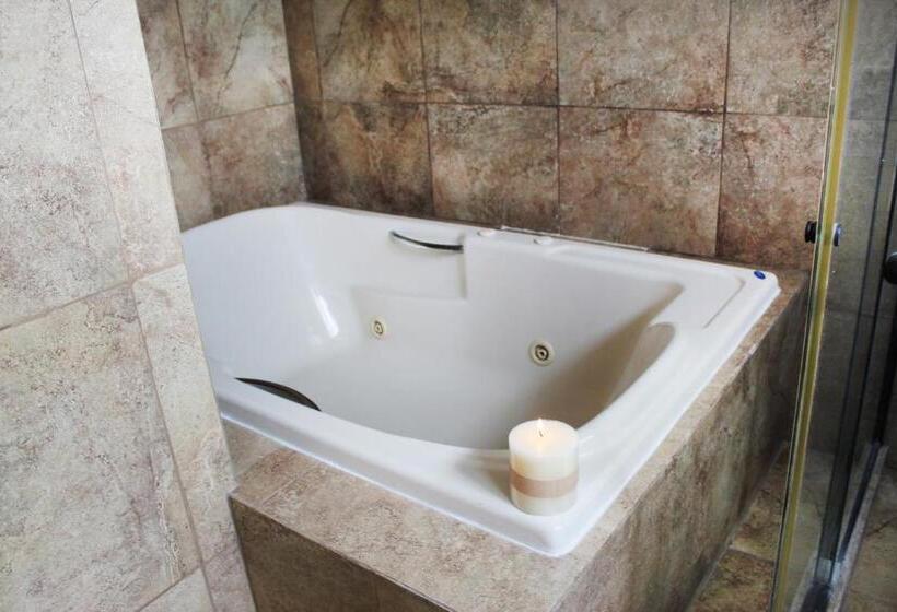 デラックススイート, Boutique La Rioja