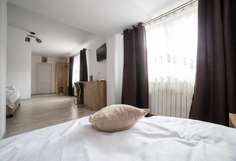 Семейный Номер, Casa Burduhos