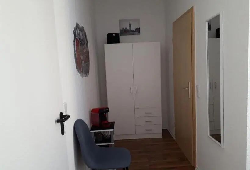 Standard Yhden Hengen Huone, City Pension Zwickau
