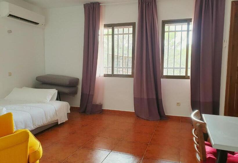 スタンダードスタジオ, El Rincón De La Espe