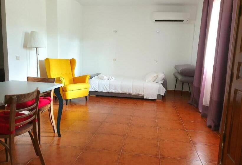 スタンダードスタジオ, El Rincón De La Espe