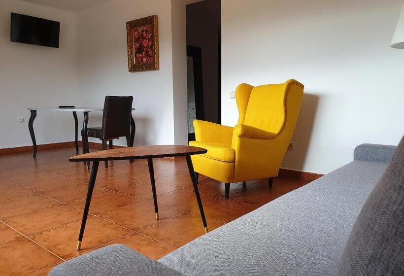 スタンダードスタジオ, El Rincón De La Espe