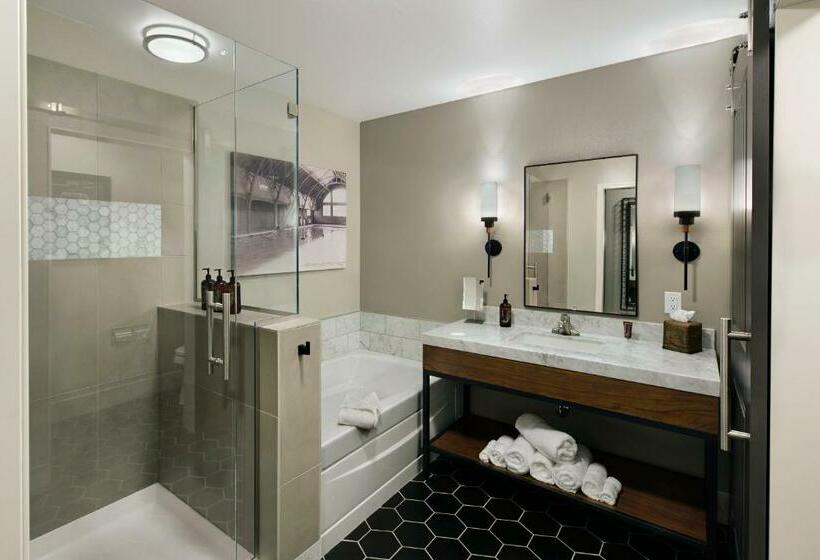 Люкс Кровать Кинг, Oxford Suites Paso Robles