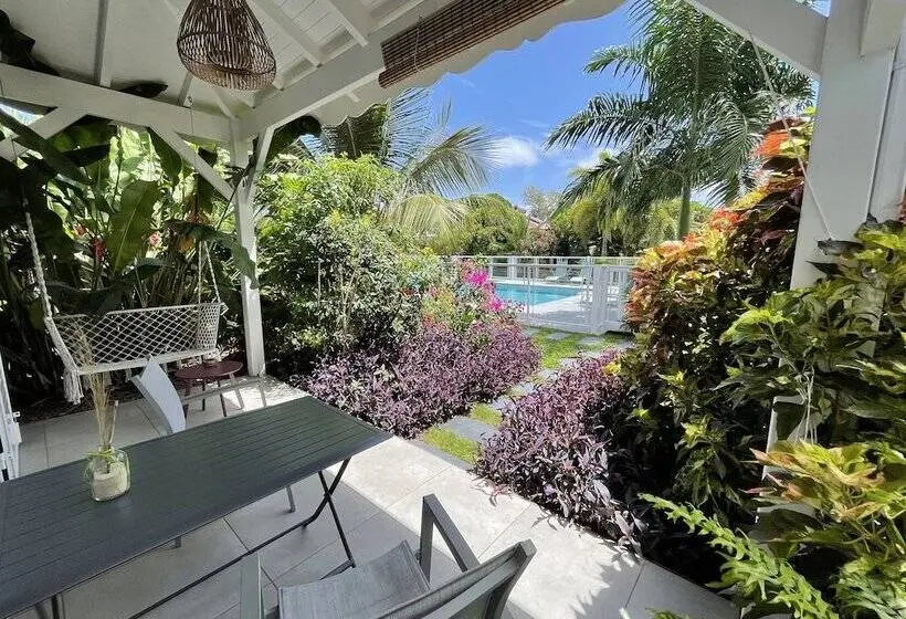 デラックスルーム, Hôtel & Villa Le Cocotel
