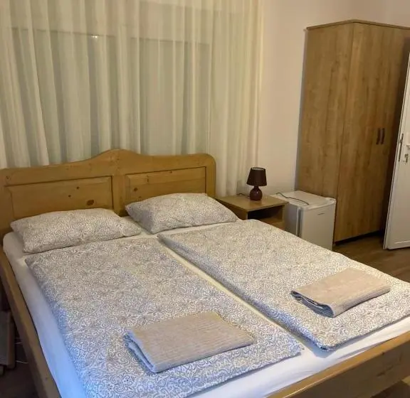 スタンダードルーム, Airport Jazmin Guesthouse