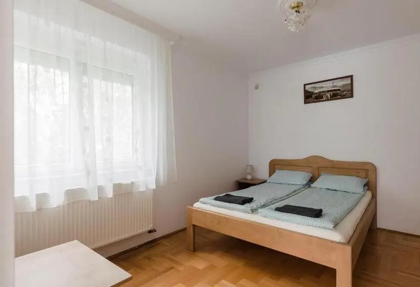 2ベッドルームアパートメント, Airport Jazmin Guesthouse