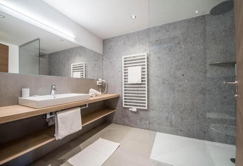 Номер Deluxe, Sonnenheim