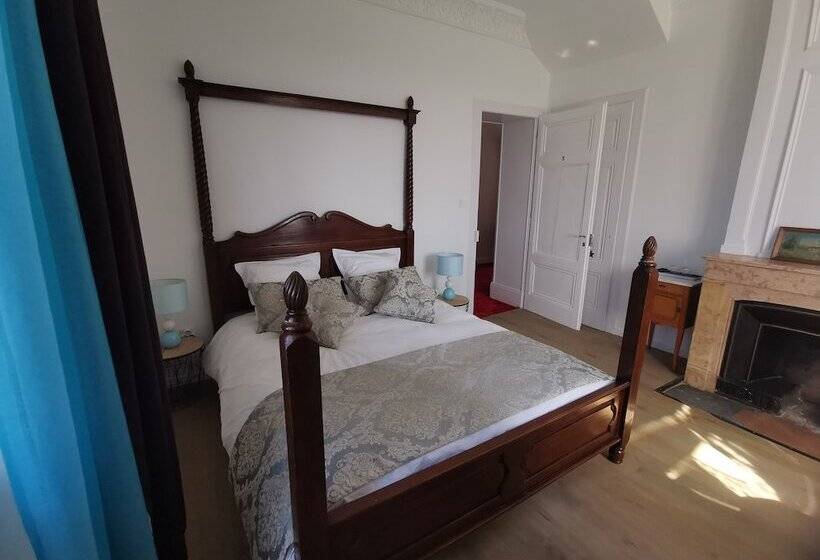 غرفة ديلوكس, Chateau De Saintgenix