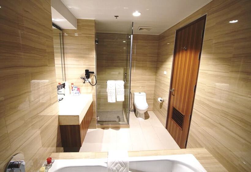 اتاق استاندارد یک نفره, Central Park Reef Resort