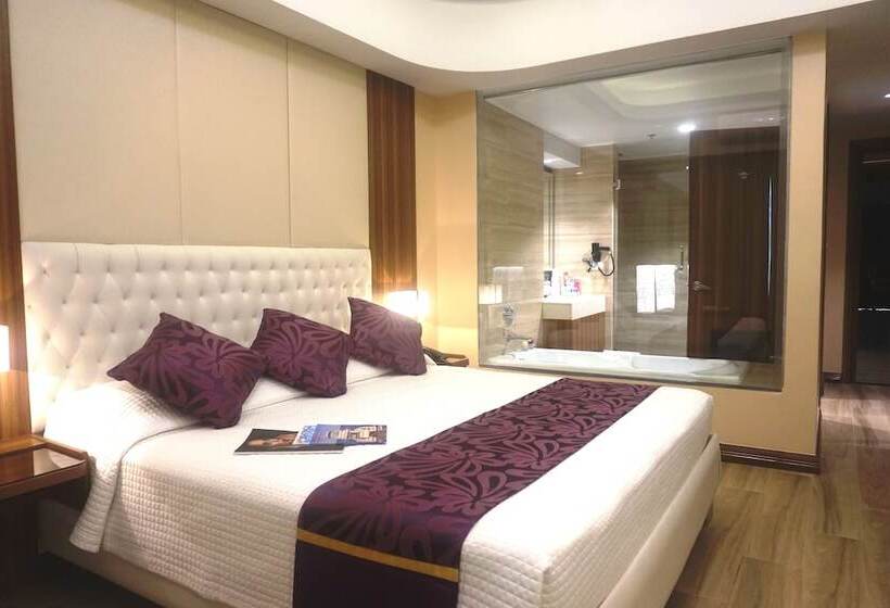 اتاق استاندارد یک نفره, Central Park Reef Resort