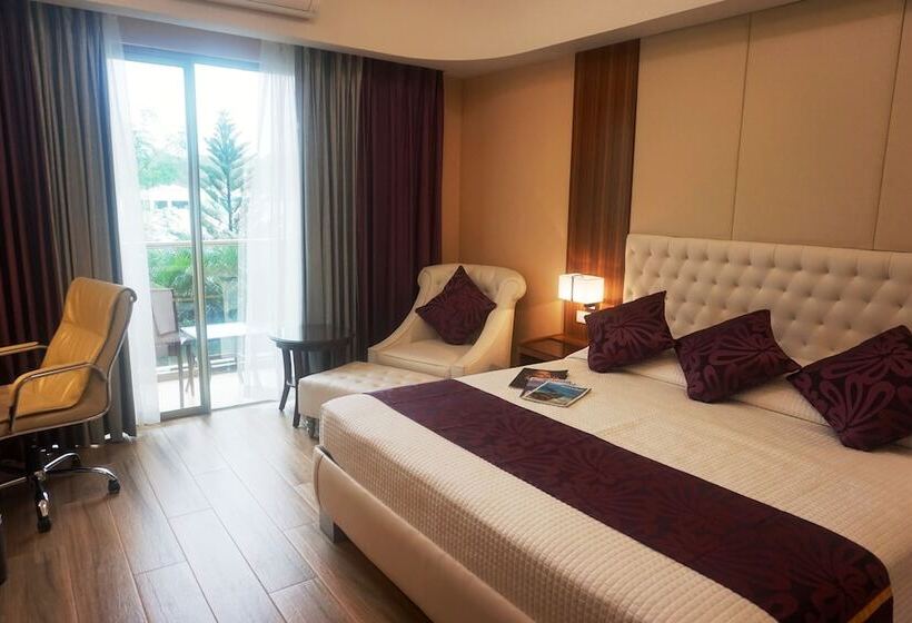 اتاق استاندارد یک نفره, Central Park Reef Resort