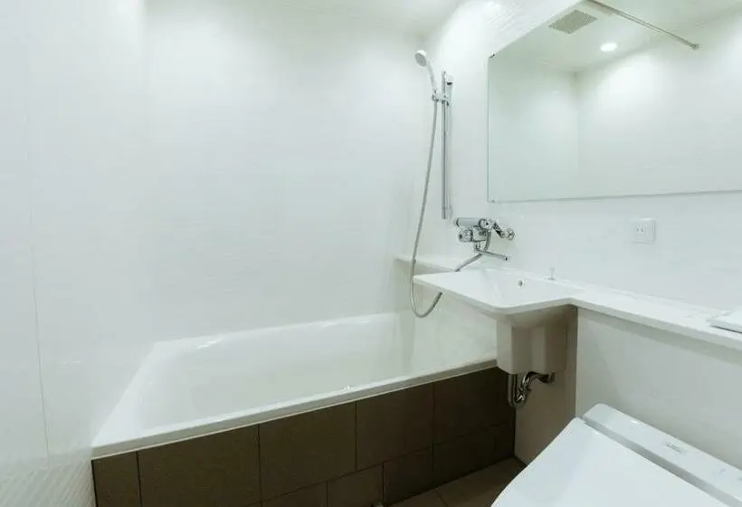 Habitació Superior, Karae