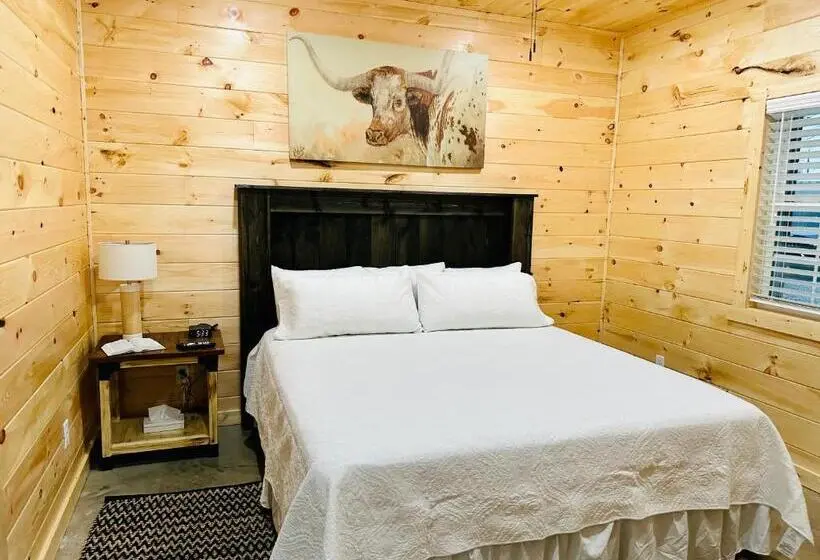 ２ベッドスイートルーム, Knotty Squirrel Cabins