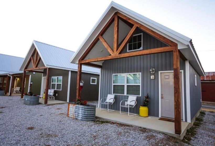 스탠다드 룸, Knotty Squirrel Cabins