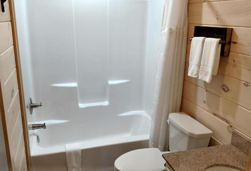 스탠다드 룸, Knotty Squirrel Cabins