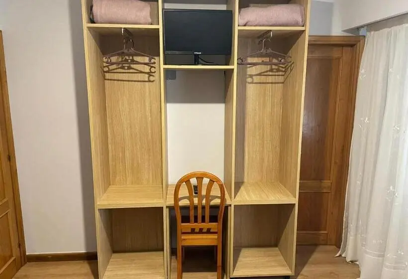 اتاق استاندارد, Hostal Cid