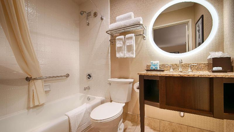 스위트, Best Western Plus Suites Hotel Coronado Island