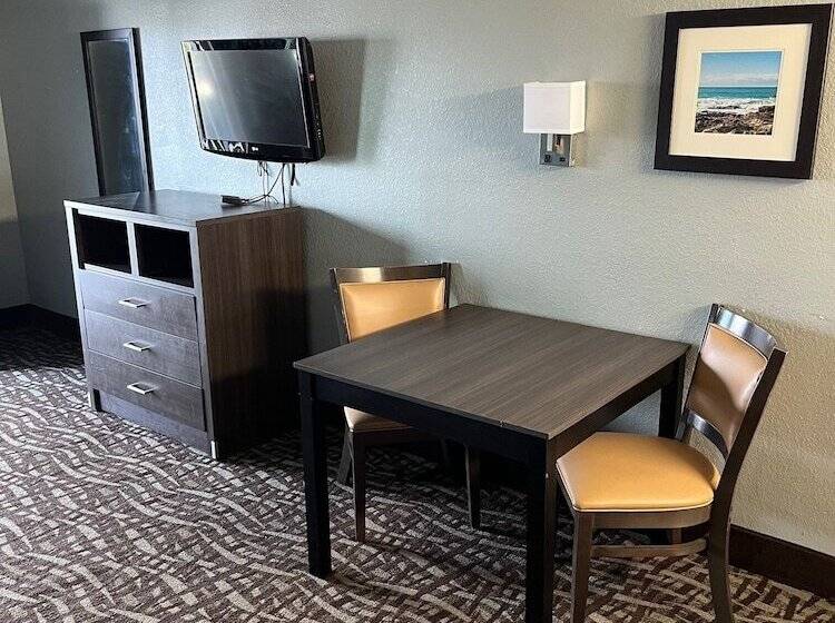 غرفة قياسية سرير كينج, Brandon Motor Lodge