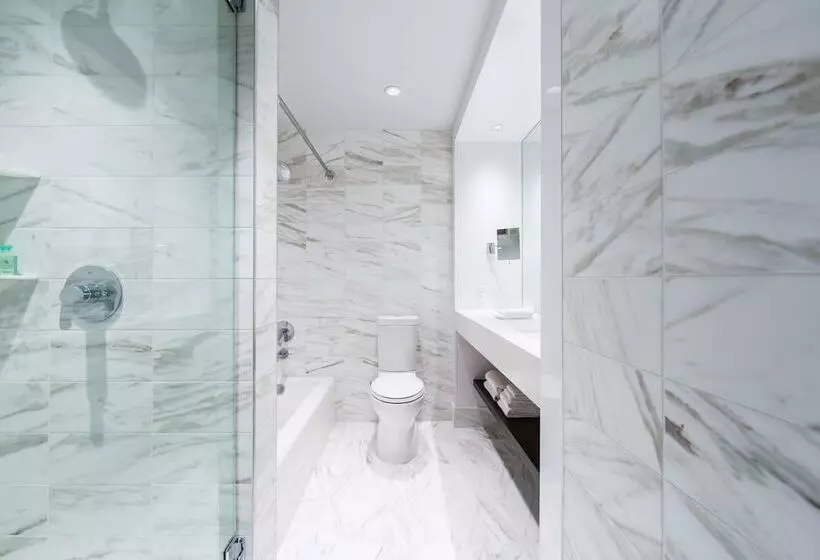 سوییت, Mosaic Hotel Beverly Hills