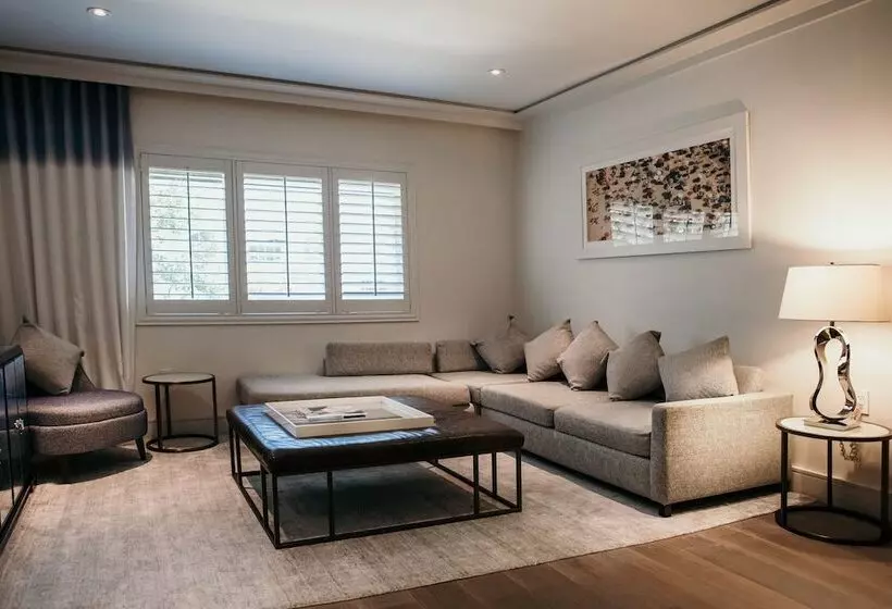 سوییت, Mosaic Hotel Beverly Hills