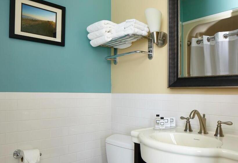 חדר סטנדרט עם מיטת קינג, Breezeway Resort