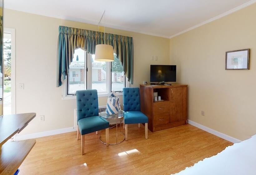 חדר סטנדרט עם מיטת קינג, Breezeway Resort