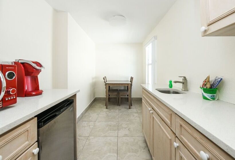 جناح, Siesta Key Beach Resort And Suites