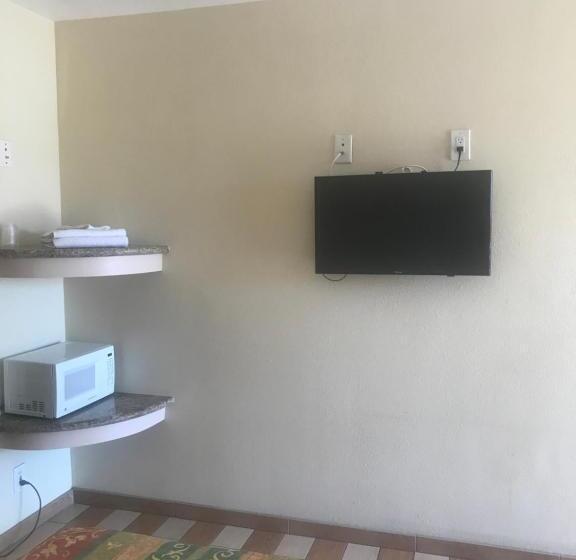 غرفة قياسية, All 8 Motel