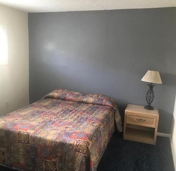 غرفة ديلوكس, All 8 Motel