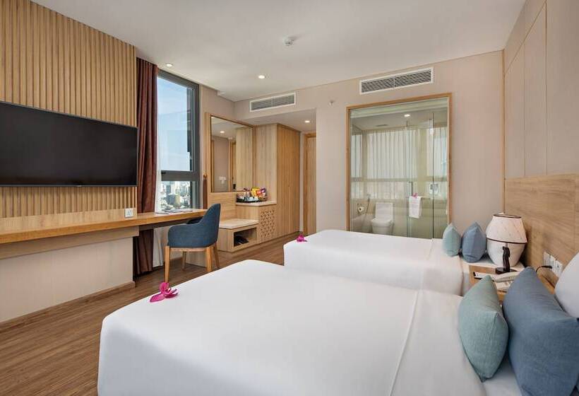 豪华三人间, G8 Luxury Hotel And Spa Da Nang