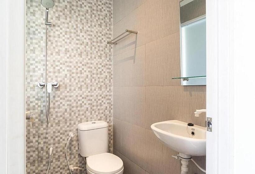 스탠다드 룸, Reddoorz Near Seasons City Mall