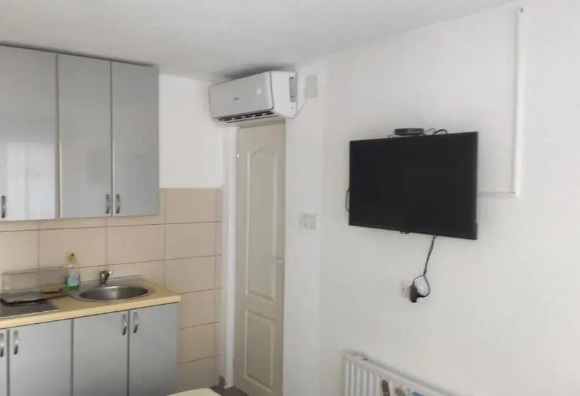 آپارتمان 1 خوابه همکف, Excellency Apartmani