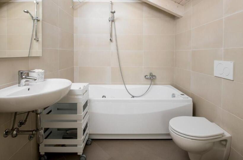 Standard-huone Poreallas, Fiorenzuola Bed & Breakfast