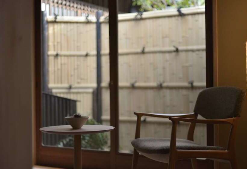 スタンダードルーム, Cultia Dazaifu