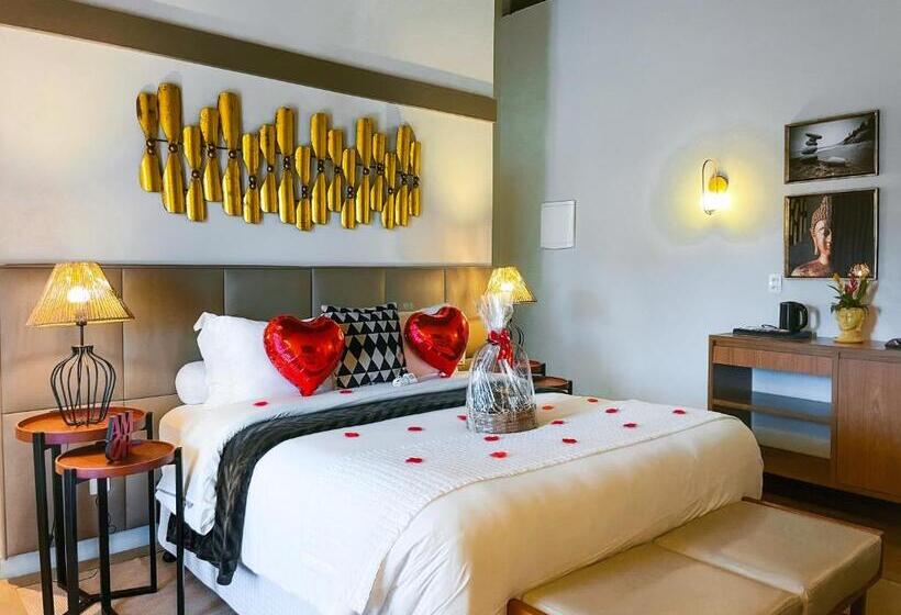 デラックススイート, Harmonia Monte Verde