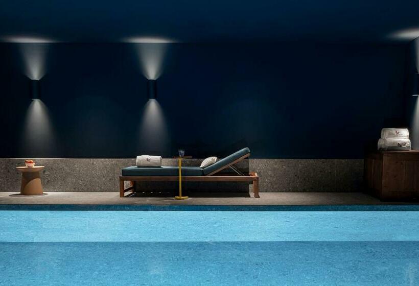 کلبه ییلاقی, Le Coucou Méribel