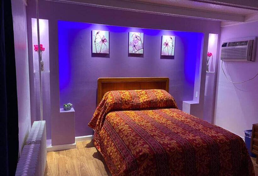 اتاق لوکس, Des Plaines Motel