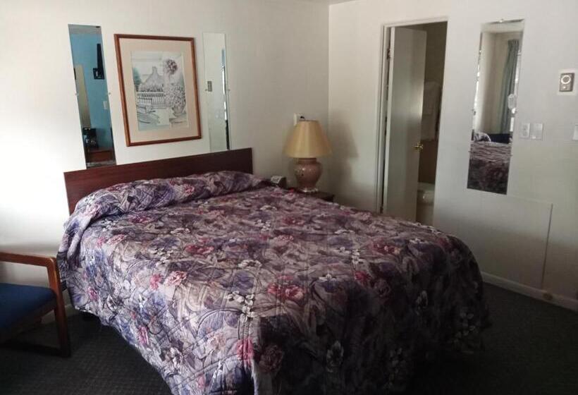 غرفة قياسية, Eight Bar B Motel