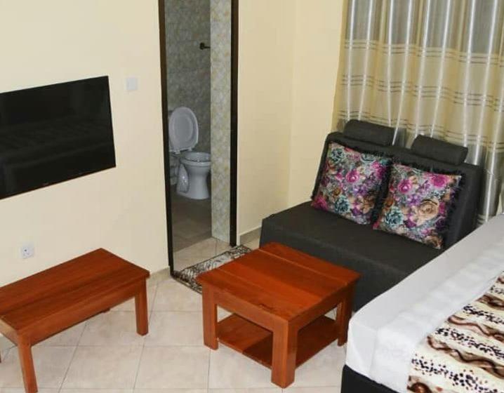 Номер Deluxe, Fq Hotel Mbeya