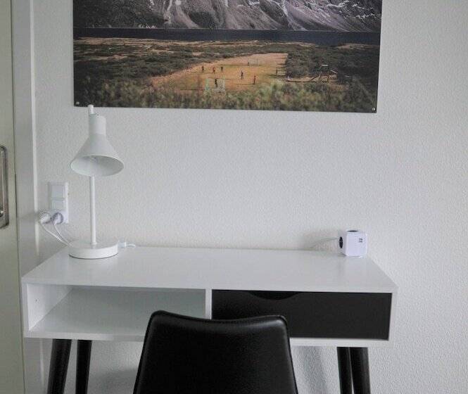 اتاق خانوادگی با سرویس بهداشتی مشترک, Nuuk City Hostel