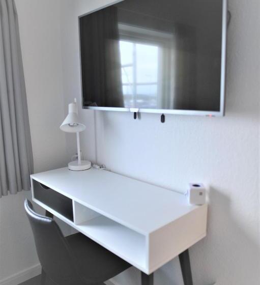اتاق خانوادگی با سرویس بهداشتی مشترک, Nuuk City Hostel