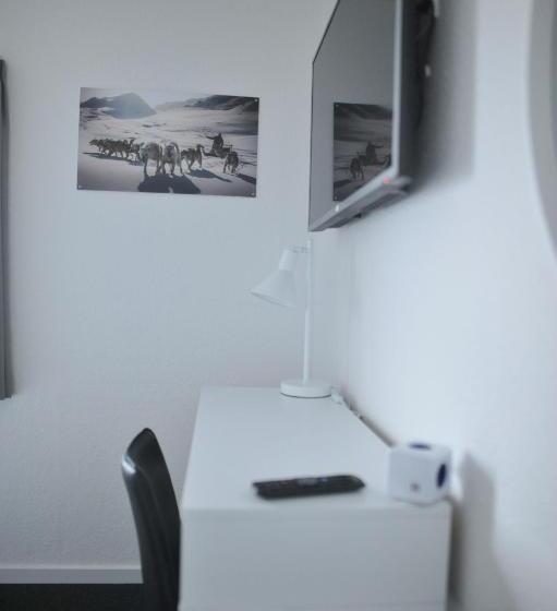 اتاق خانوادگی با سرویس بهداشتی مشترک, Nuuk City Hostel