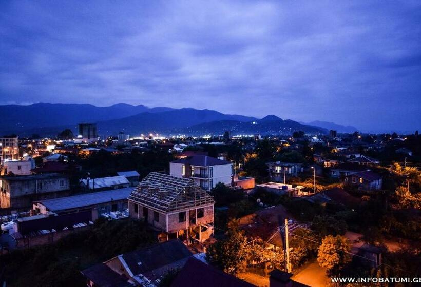 اتاق استاندارد سه تخته با بالکن, Wave